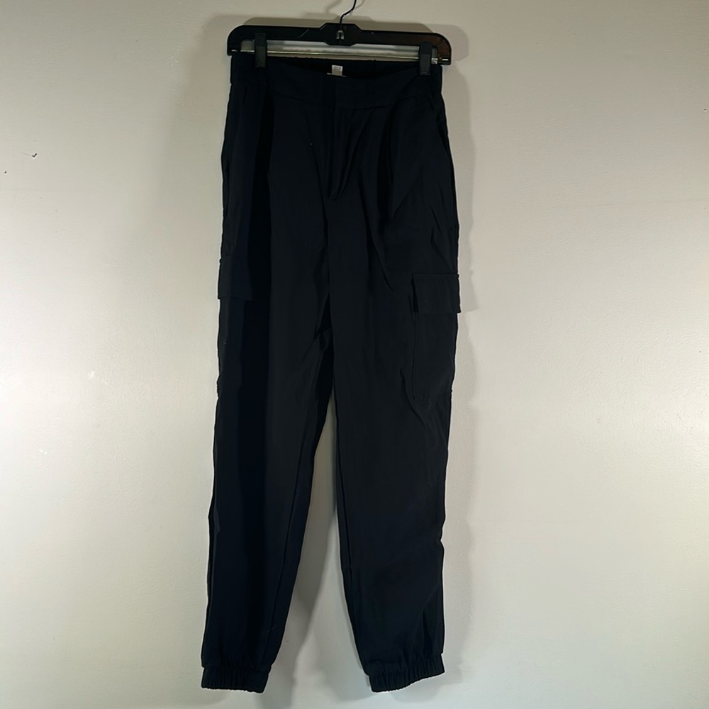 A new day black cargo jogger pant size 4